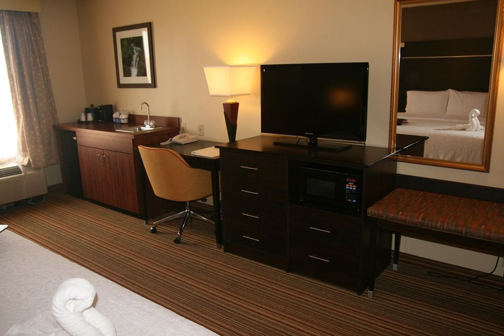 Hampton Inn & Suites Tulsa South Bixby Chambre photo
